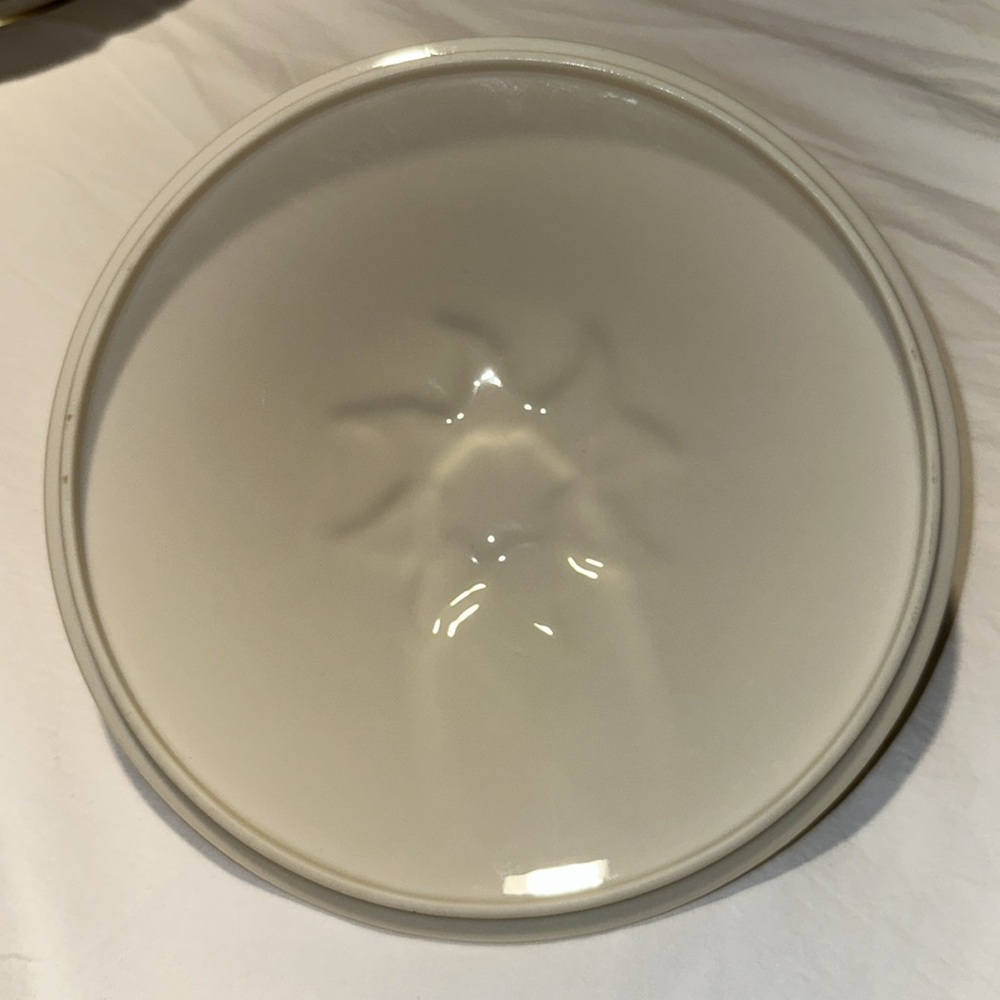 Lenox Fruits Of Life Covered Vegetable Casserole Dish Pristine - Picture 6 of 12